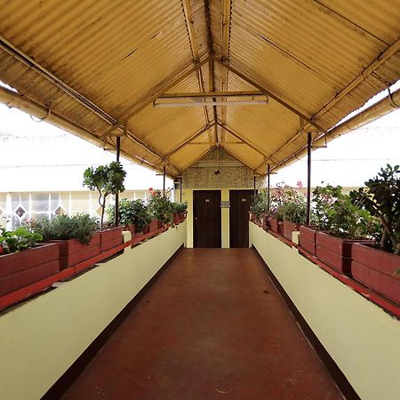 Hotel Charring Cross Ooty Ngoại thất bức ảnh