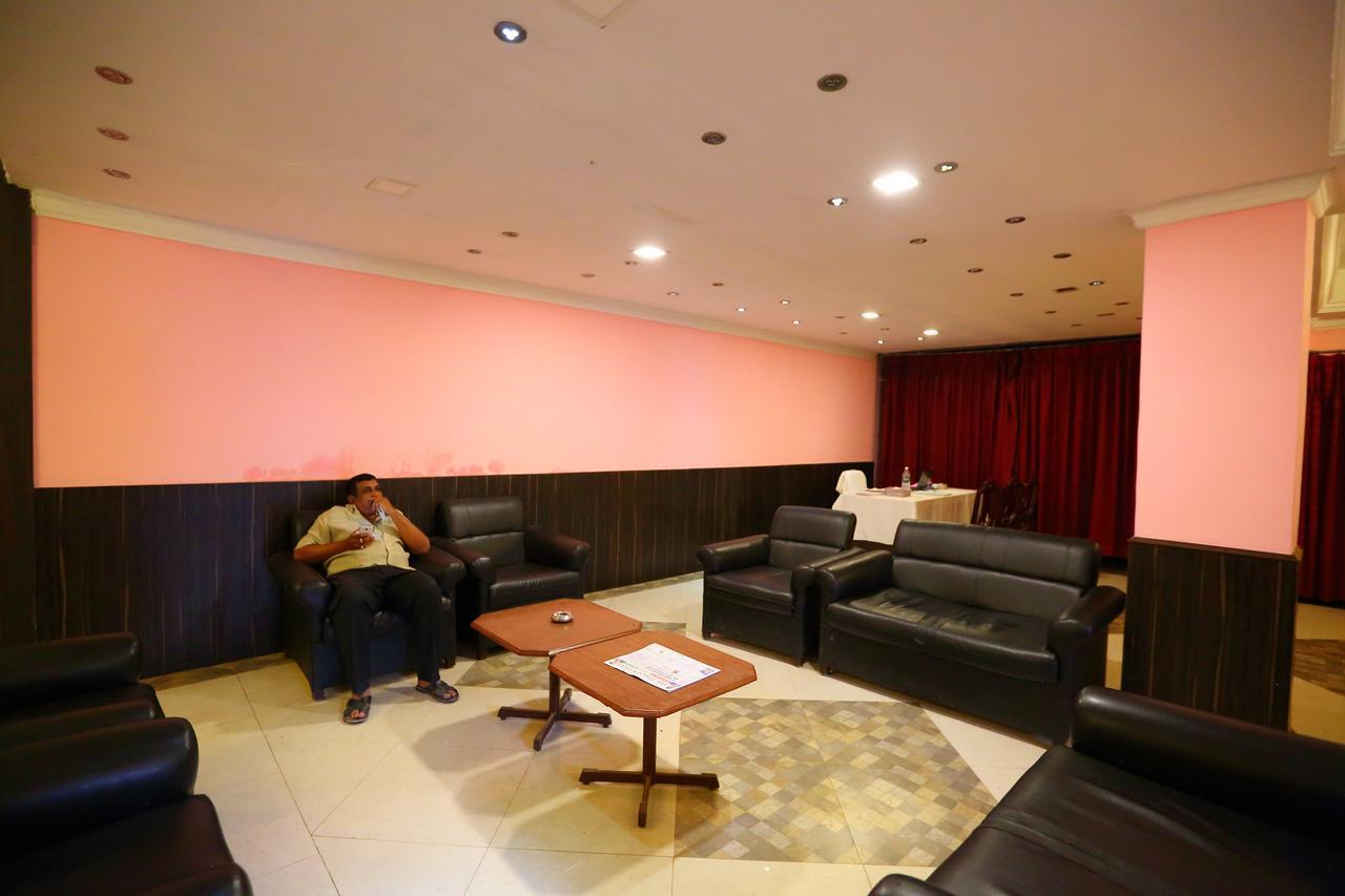 Hotel Charring Cross Ooty Ngoại thất bức ảnh